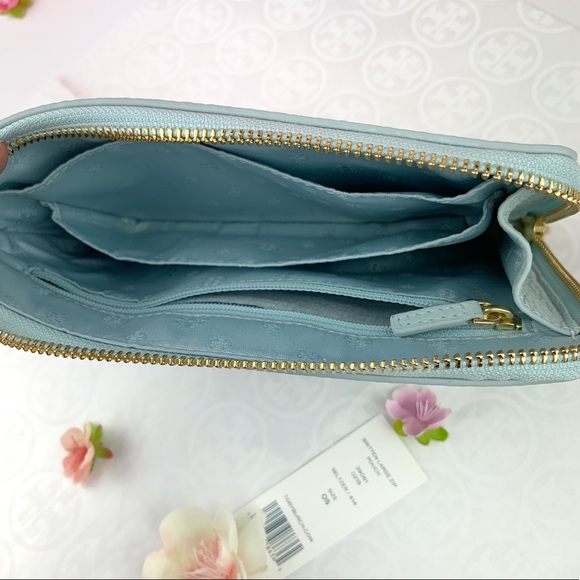 ✨Tory Burch Britten Large Zip Pouch Wristlet - Picture 5 of 7
